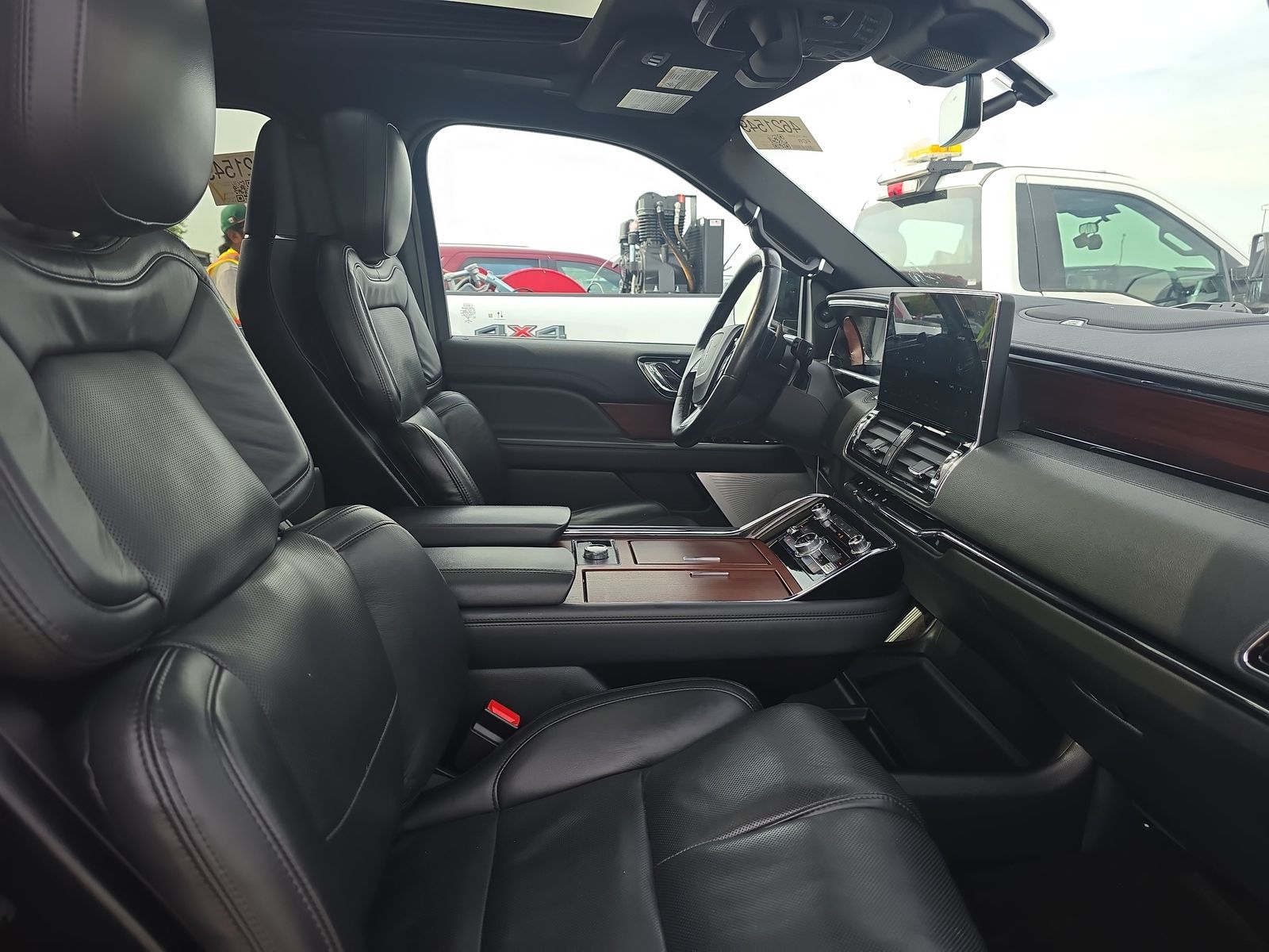 2023 Lincoln Navigator L Reserve AWD