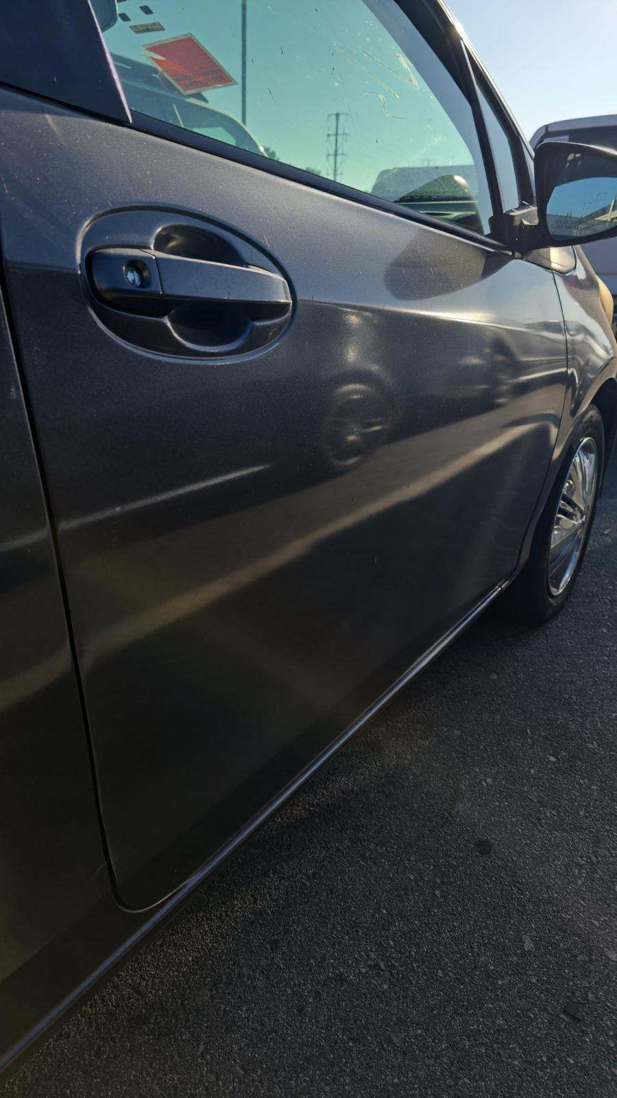 2012 Toyota Yaris LE FWD