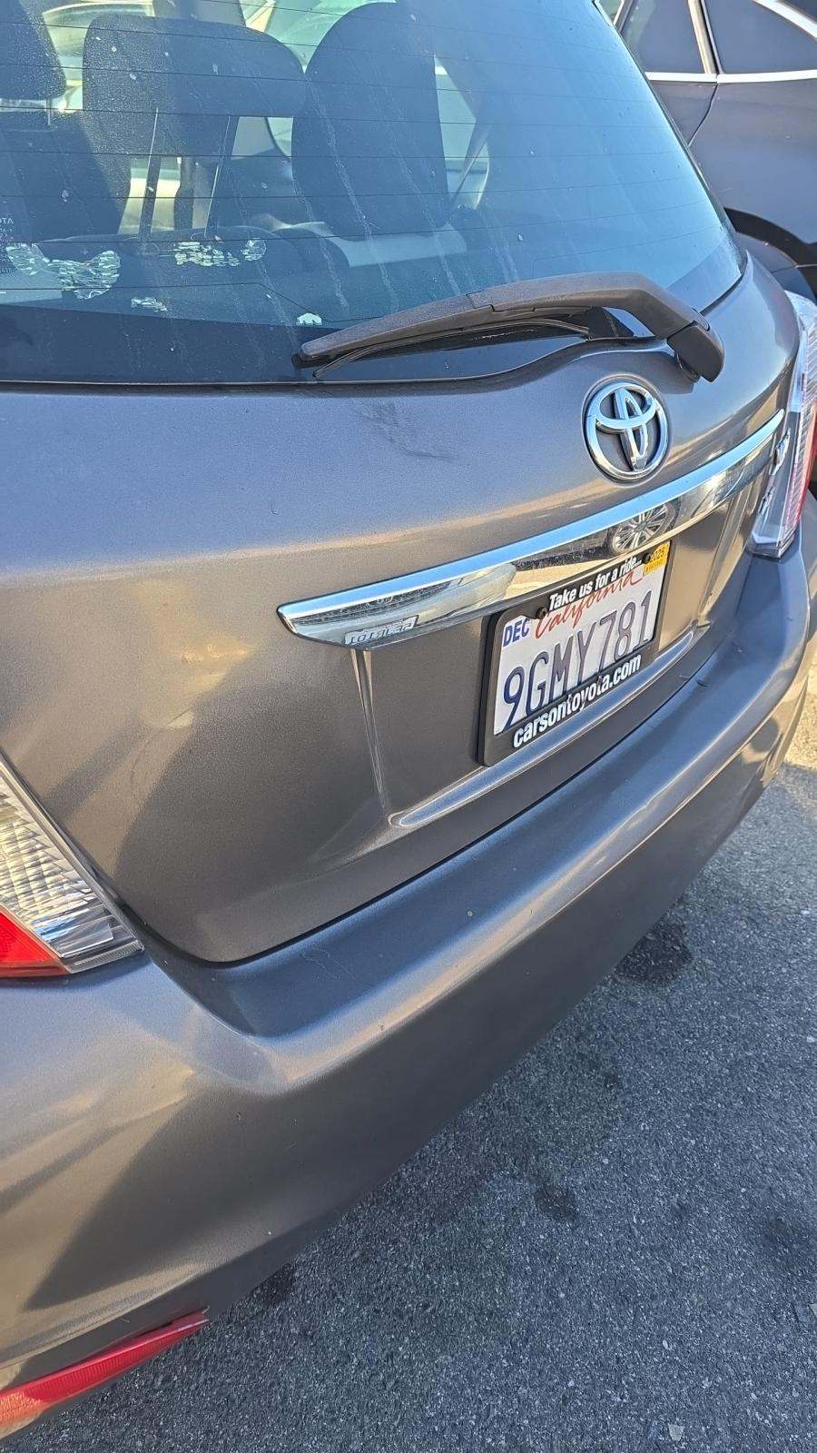 2012 Toyota Yaris LE FWD