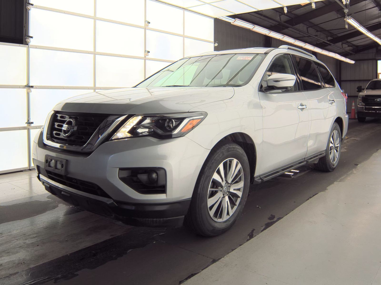 2020 Nissan Pathfinder SL FWD