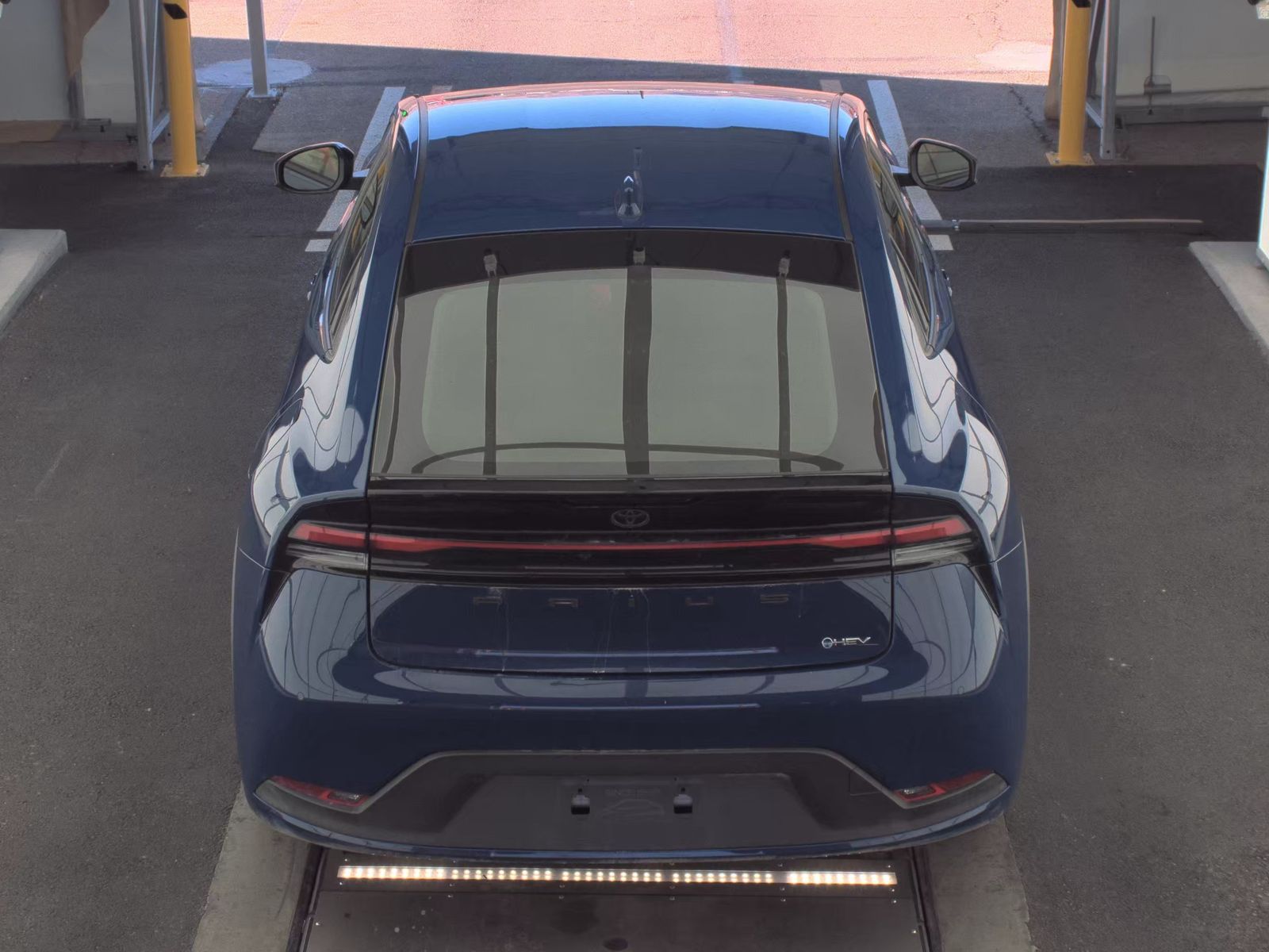 2025 Toyota Prius LE FWD