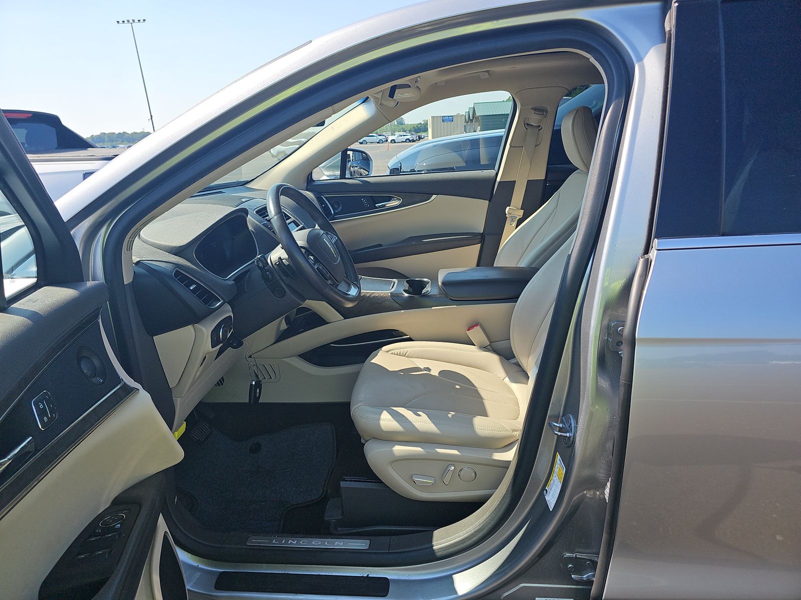 2020 Lincoln Nautilus Reserve FWD