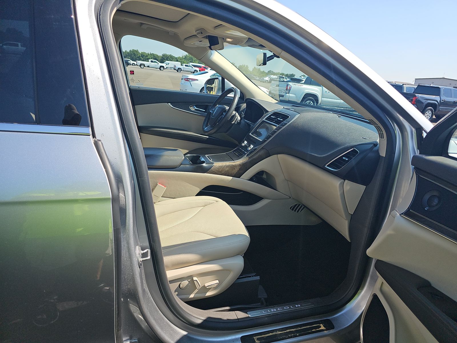 2020 Lincoln Nautilus Reserve FWD