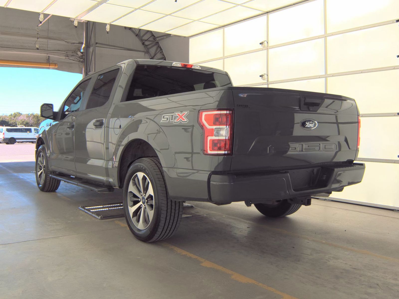 2020 Ford F-150 XL RWD
