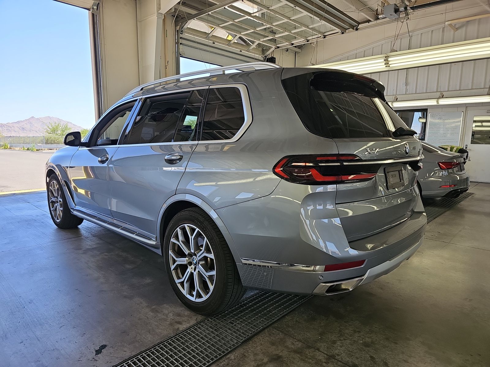 2024 BMW X7 xDrive40i AWD