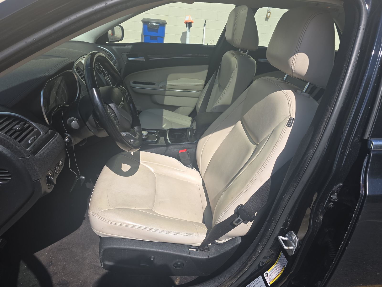 2017 Chrysler 300 Limited RWD