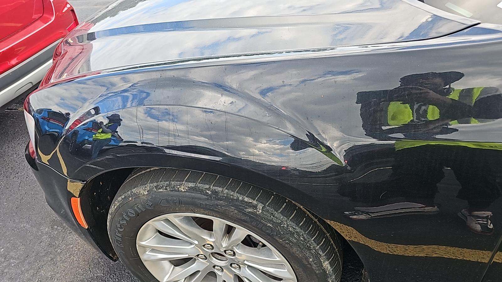 2017 Chrysler 300 Limited RWD