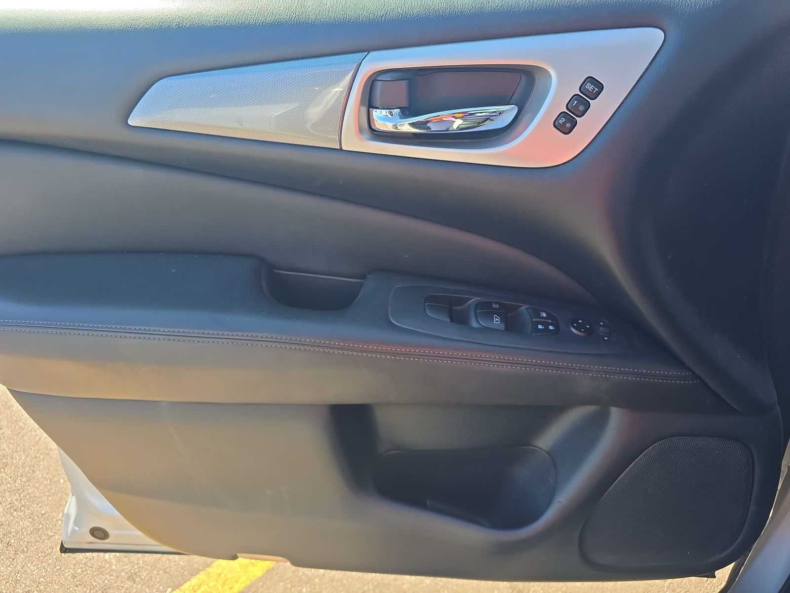 2020 Nissan Pathfinder SL FWD