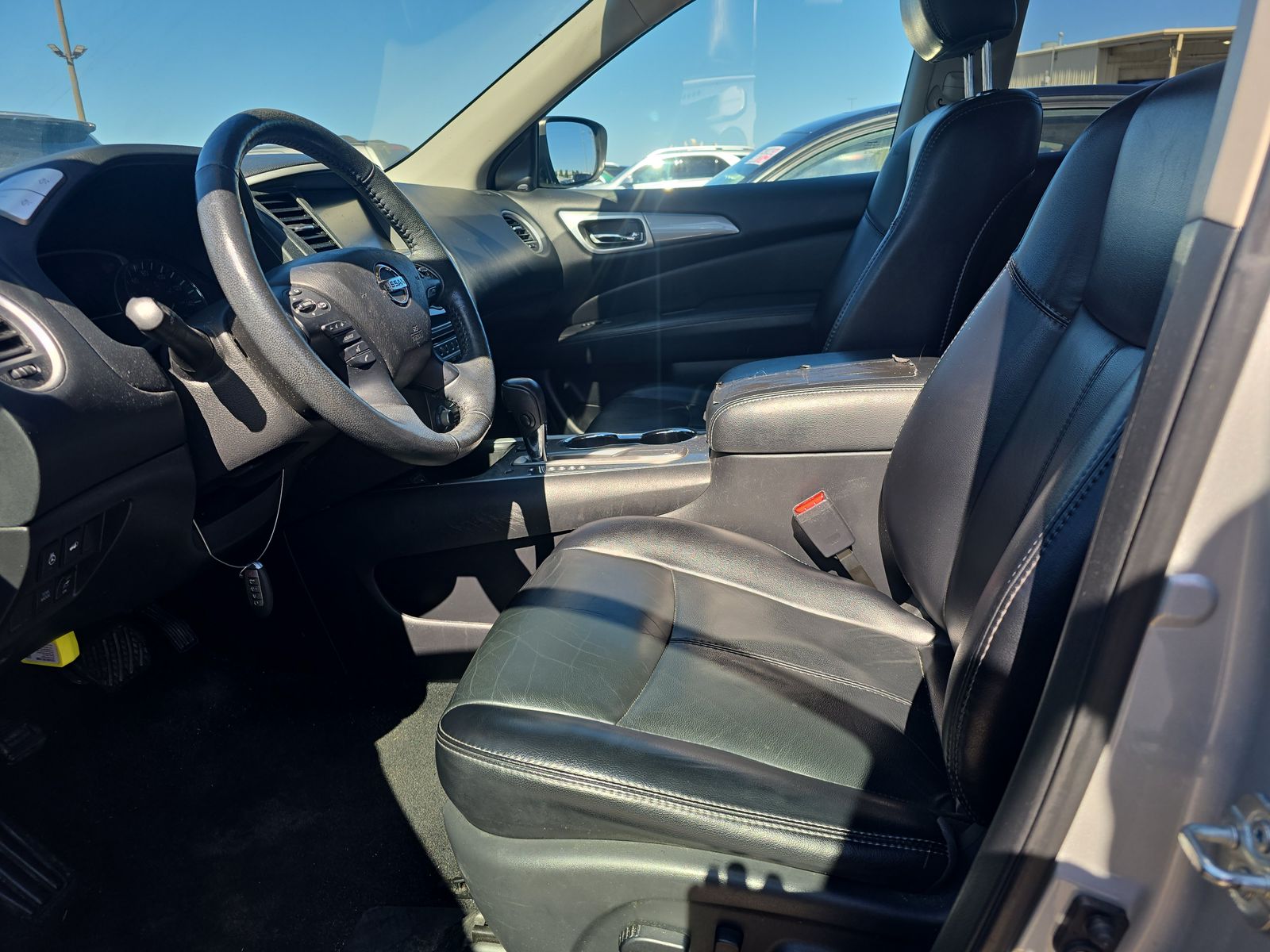 2020 Nissan Pathfinder SL FWD