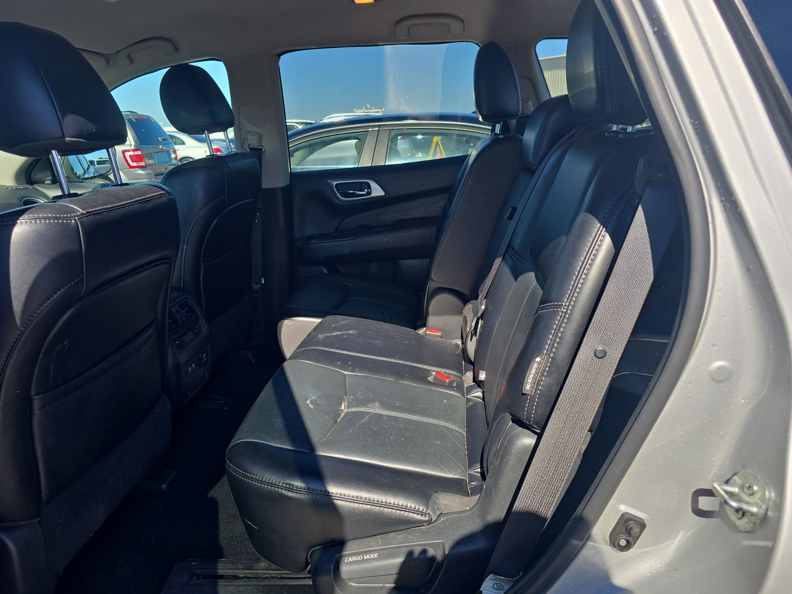 2020 Nissan Pathfinder SL FWD