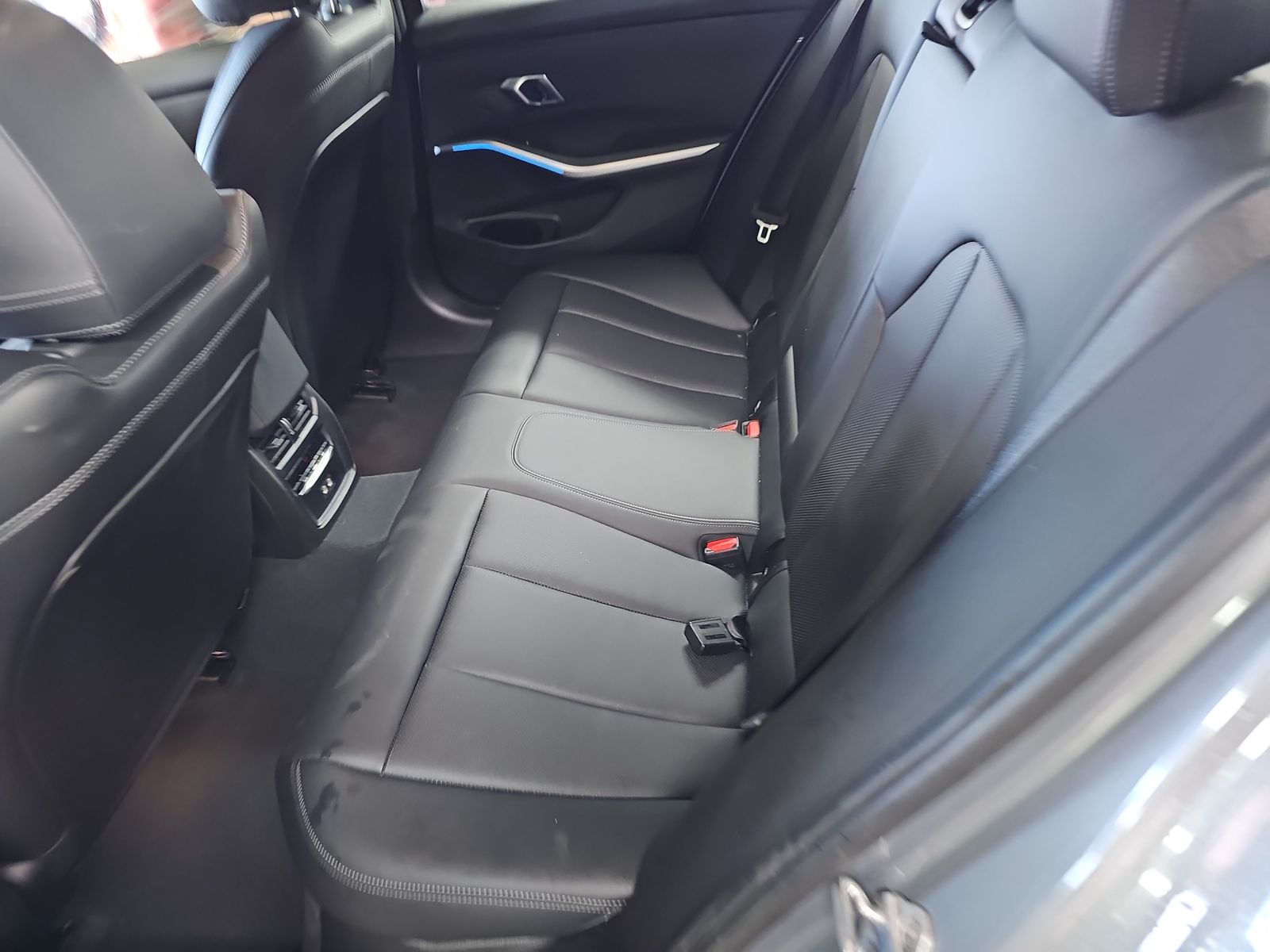 2024 BMW 3 Series 330i xDrive AWD