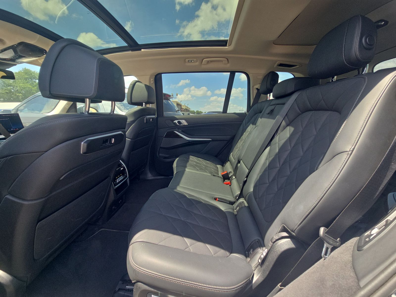 2024 BMW X7 xDrive40i AWD