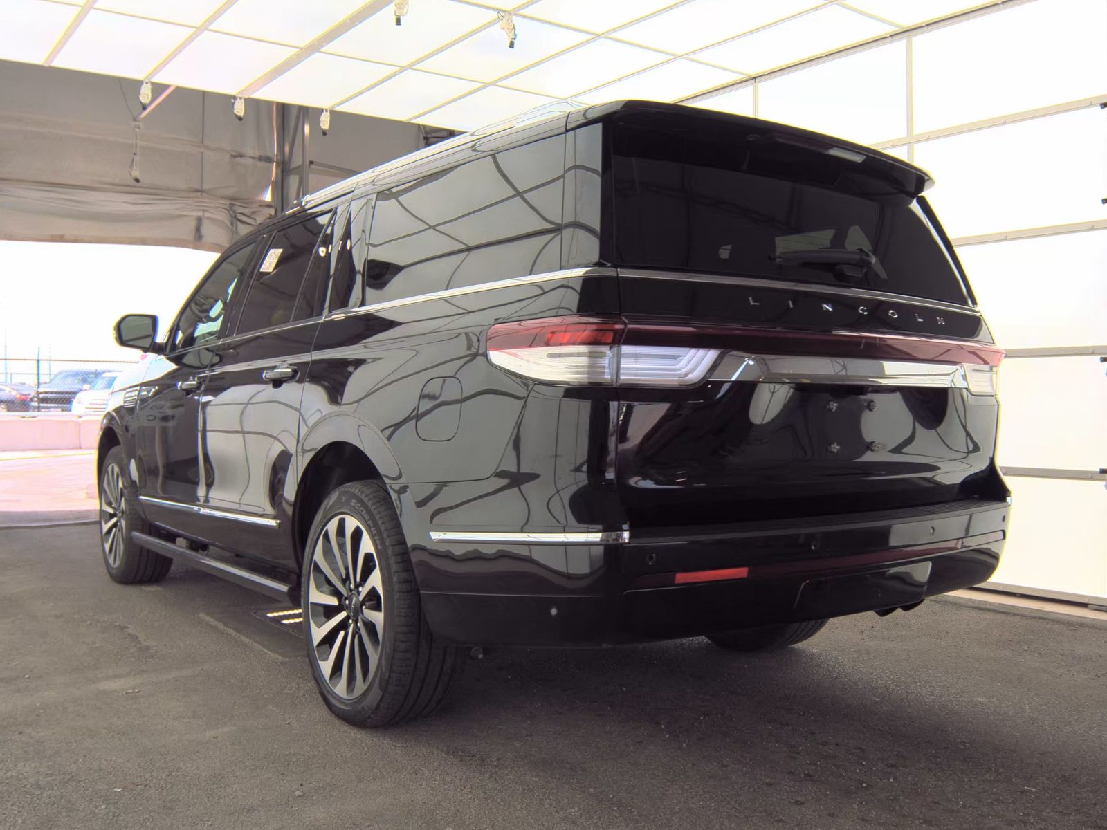 2023 Lincoln Navigator L Reserve AWD