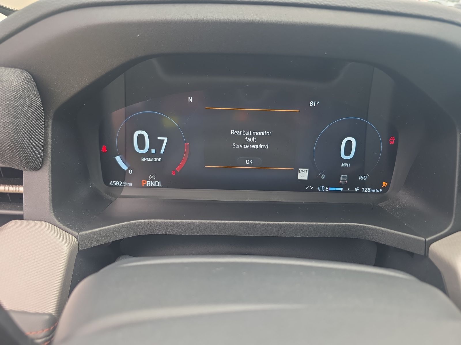 2025 Ford Explorer Active AWD