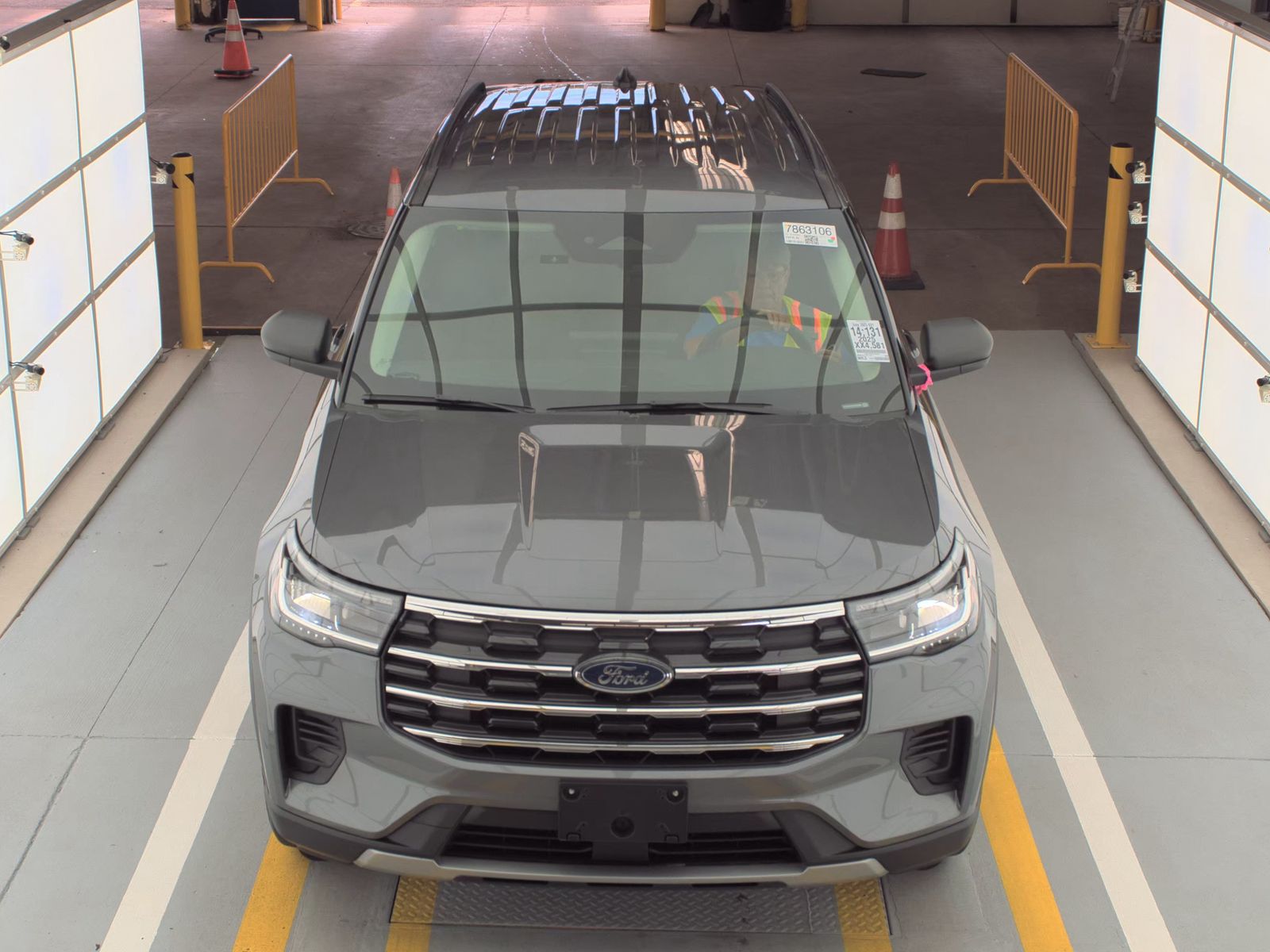 2025 Ford Explorer Active AWD