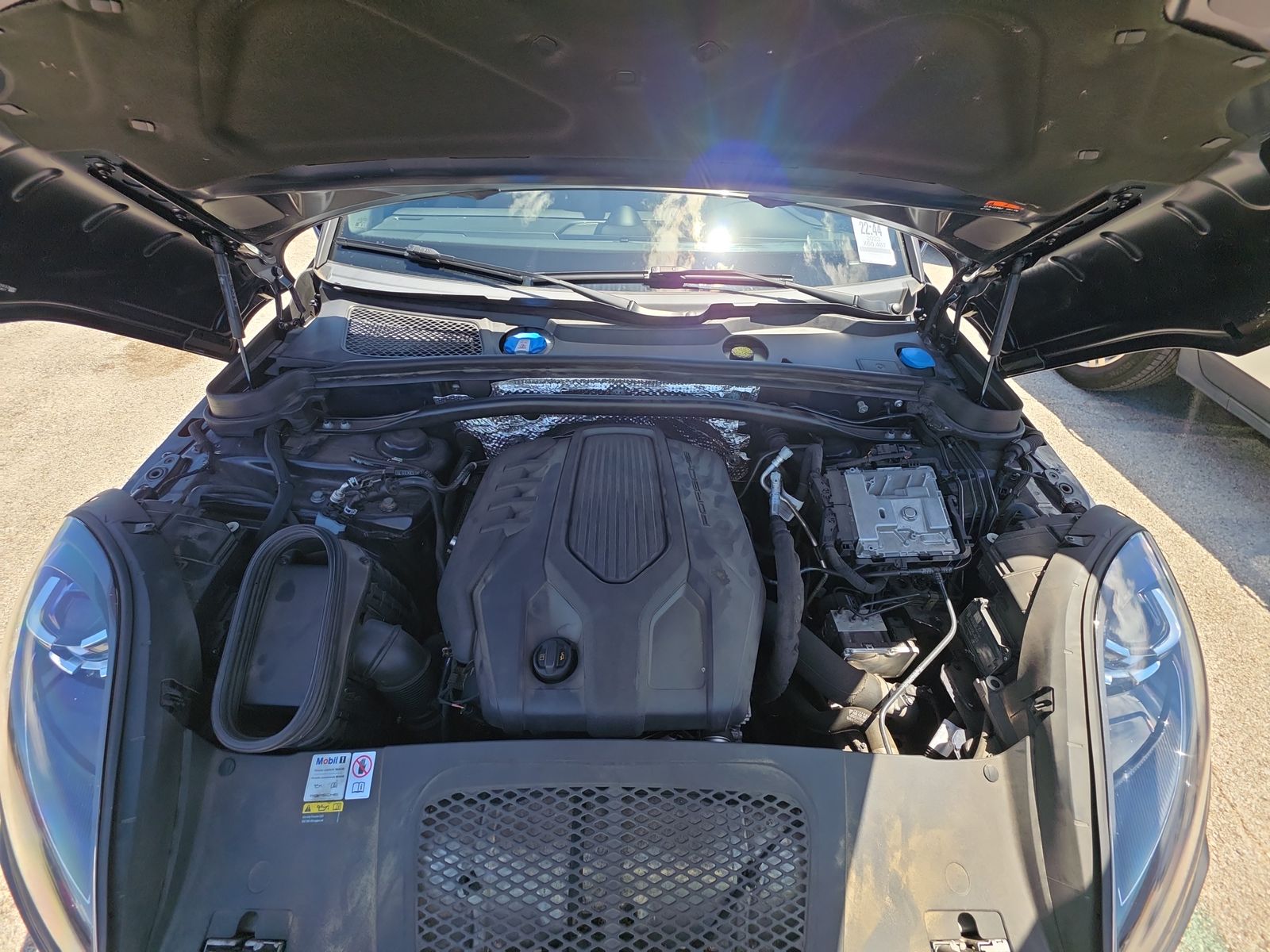 2023 Porsche Macan Base AWD