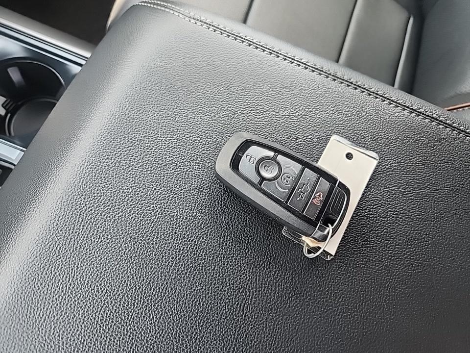 2024 Ford F-150 XLT AWD