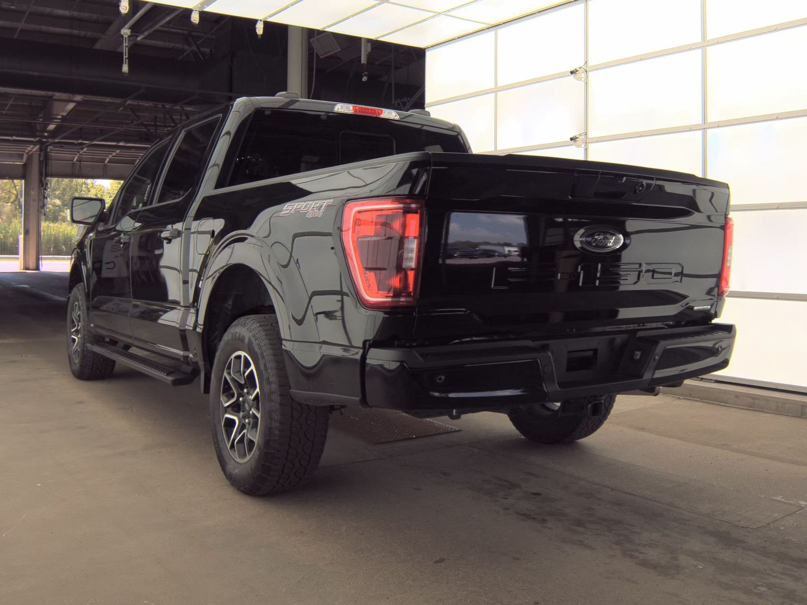 2022 Ford F-150 XLT AWD