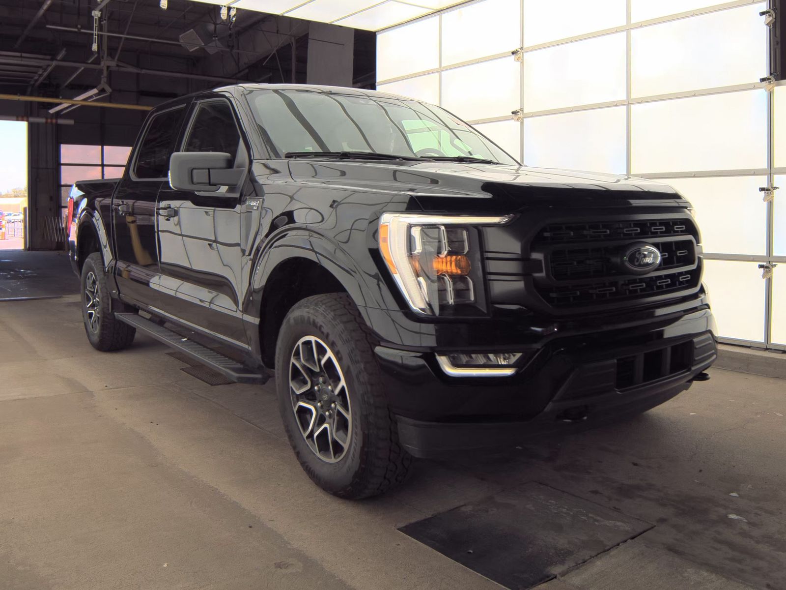 2022 Ford F-150 XLT AWD