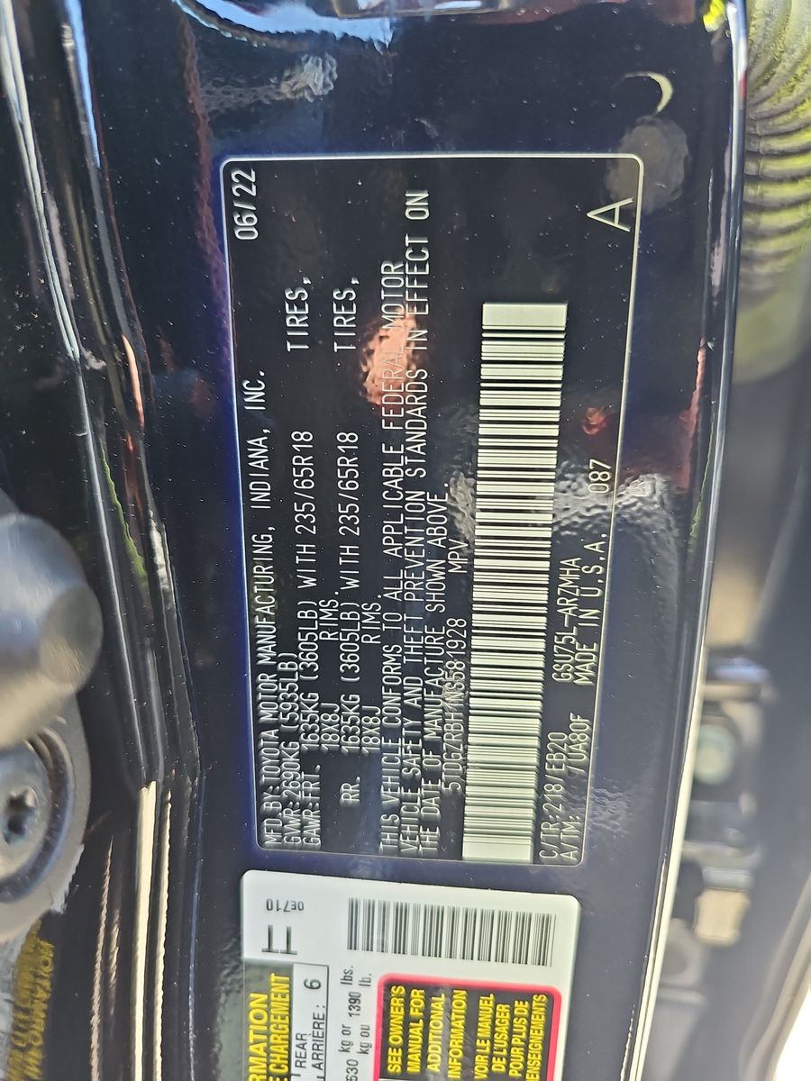 2022 Toyota Highlander XLE AWD