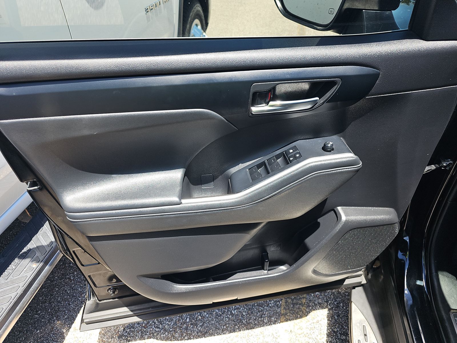 2022 Toyota Highlander XLE AWD