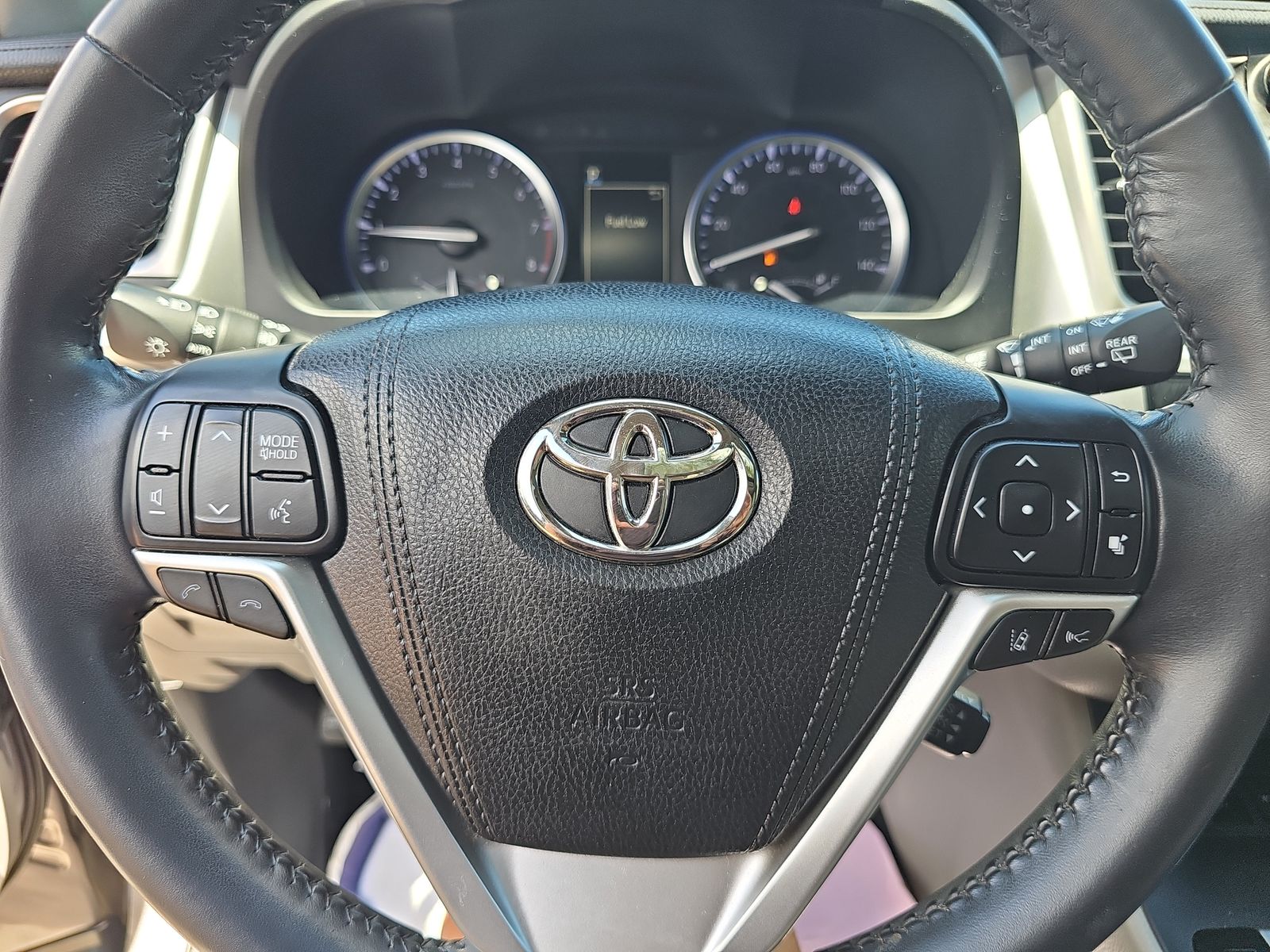2018 Toyota Highlander XLE FWD