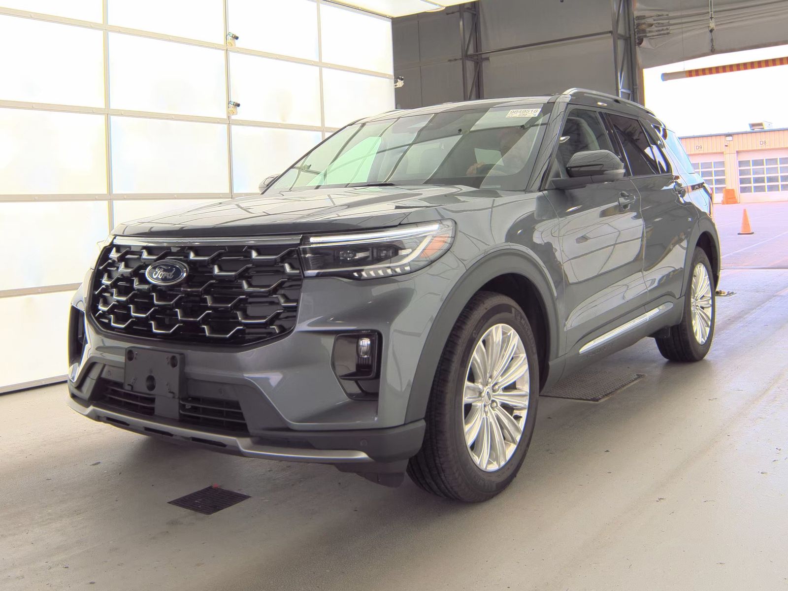 FORD EXPLORER - 1