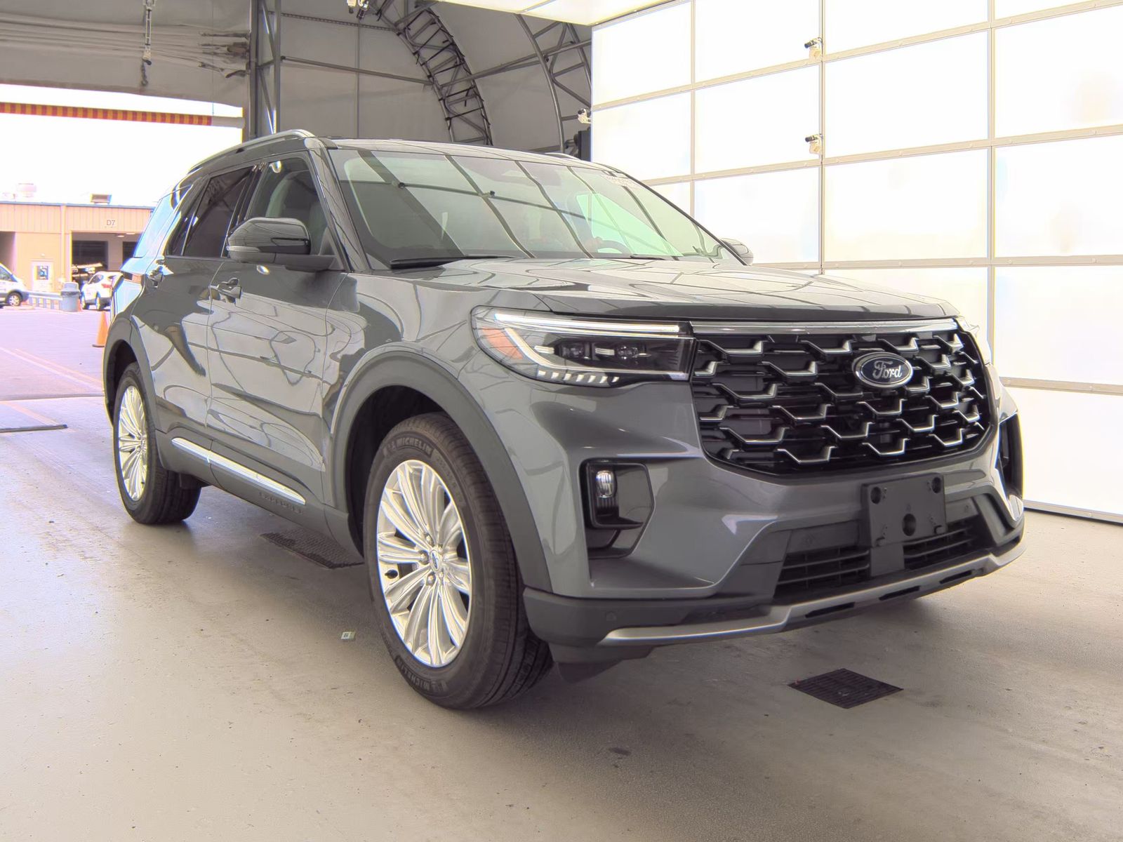 FORD EXPLORER - 5