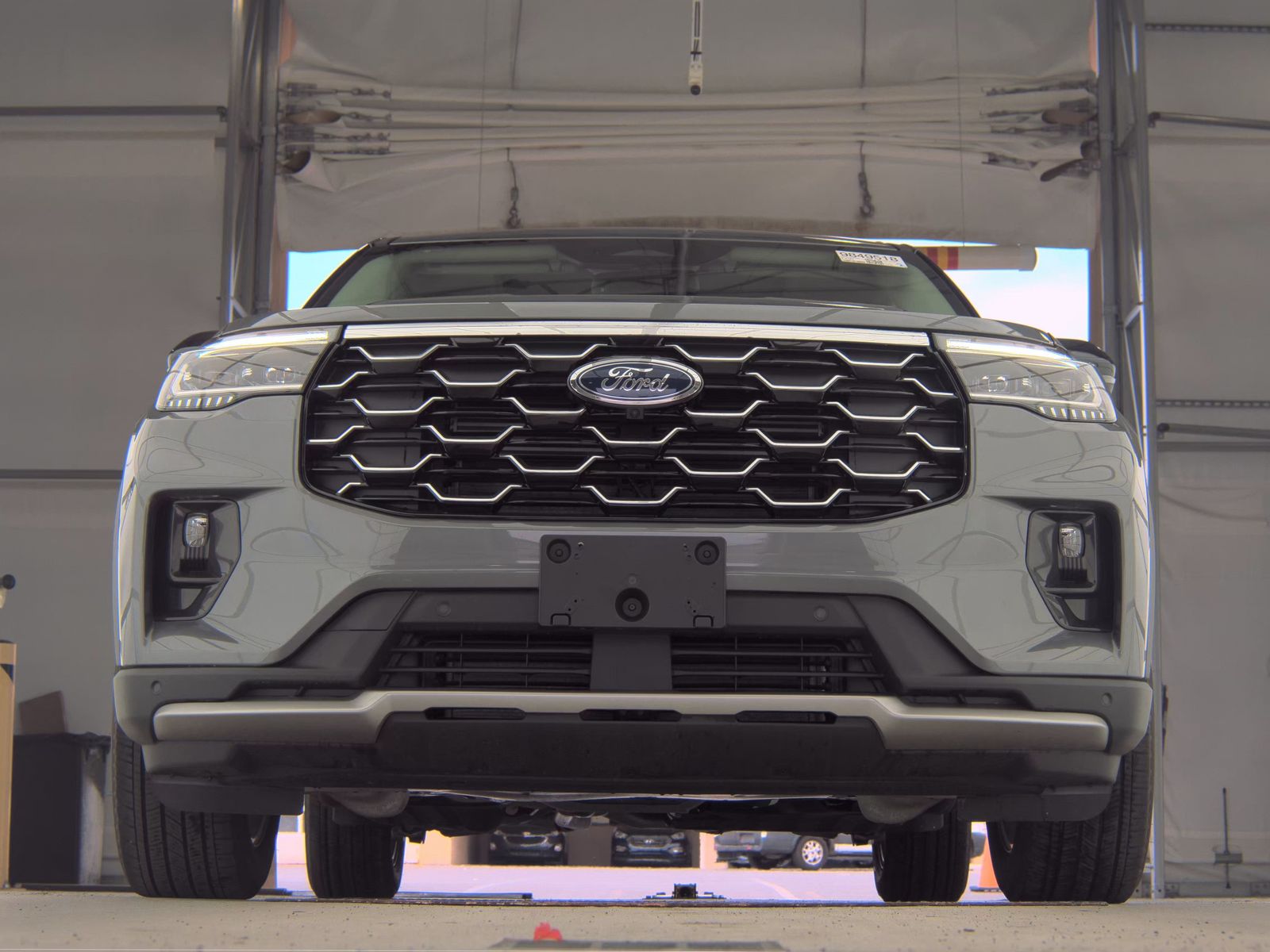 FORD EXPLORER - 4