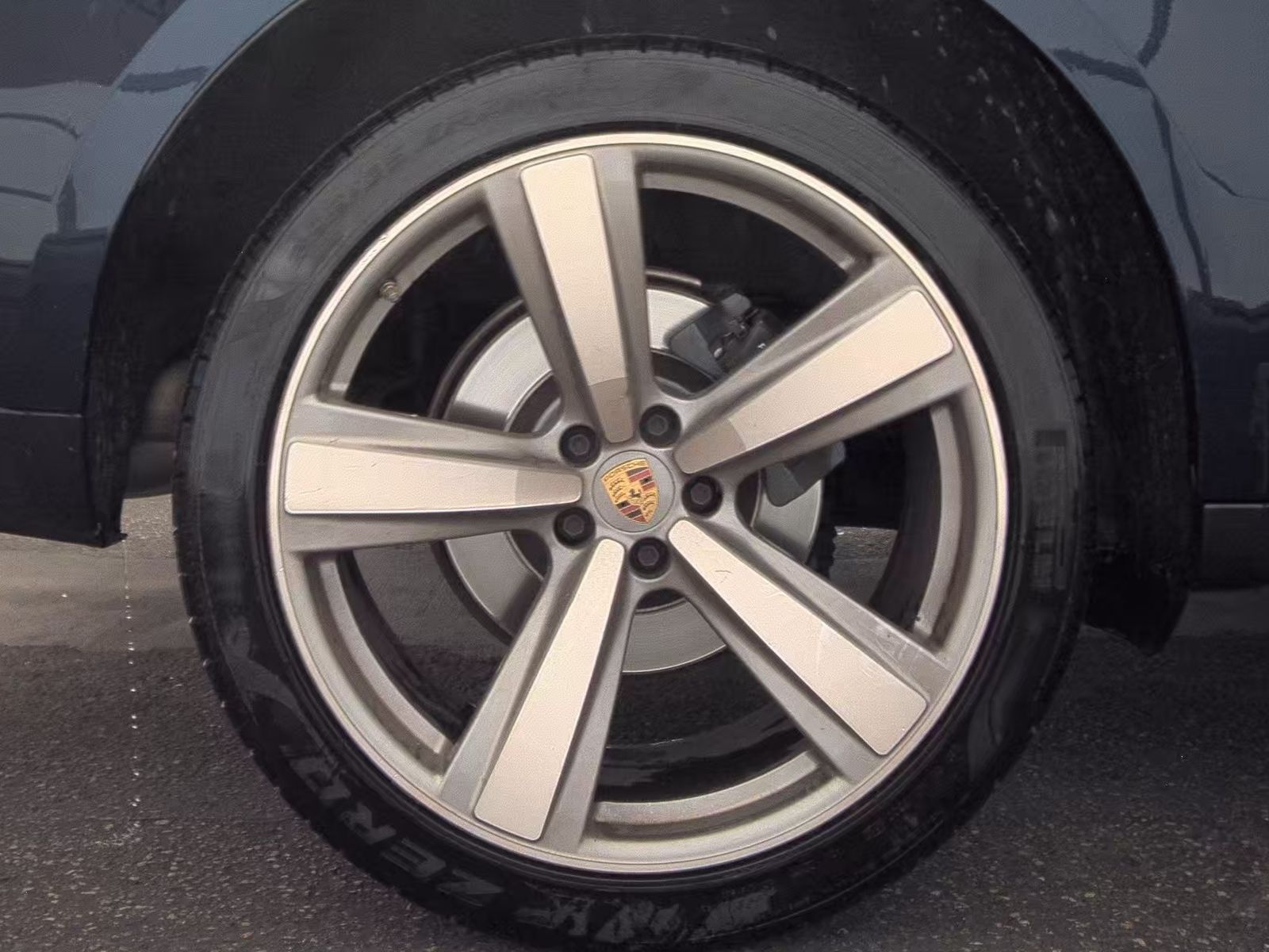 2023 Porsche Macan Base AWD