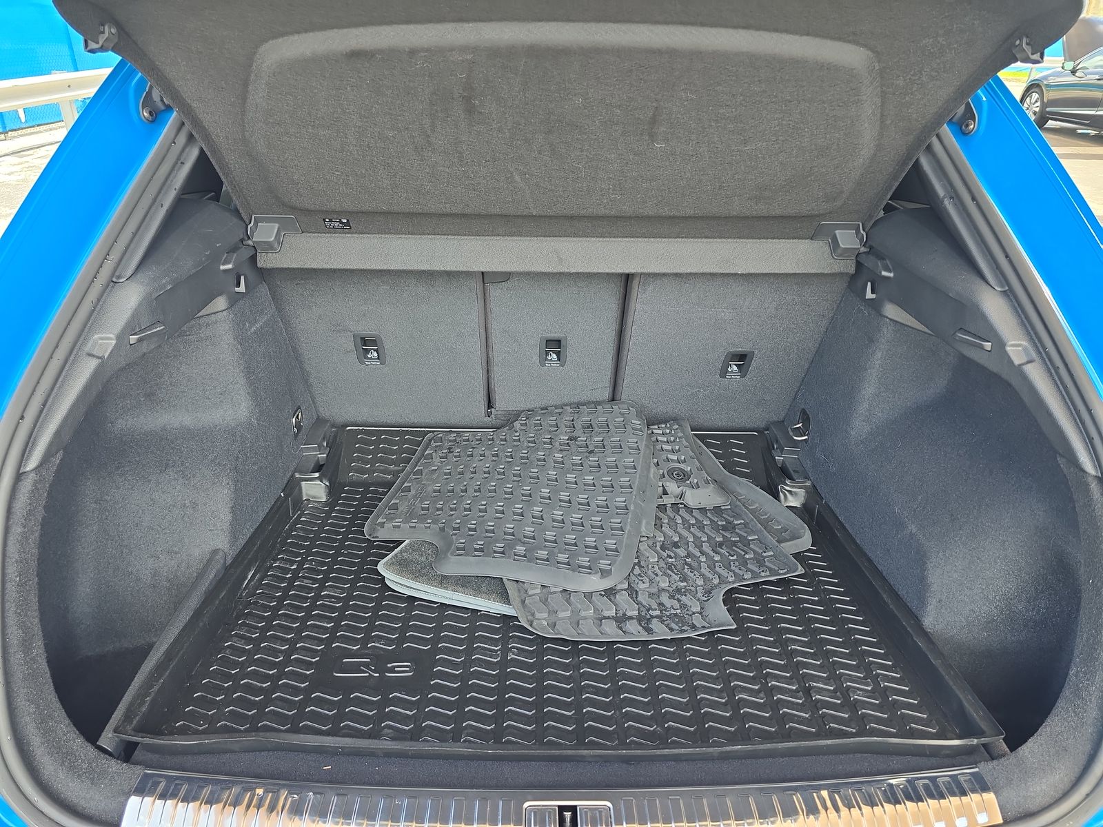 2020 Audi Q3 2.0T S line Prestige AWD