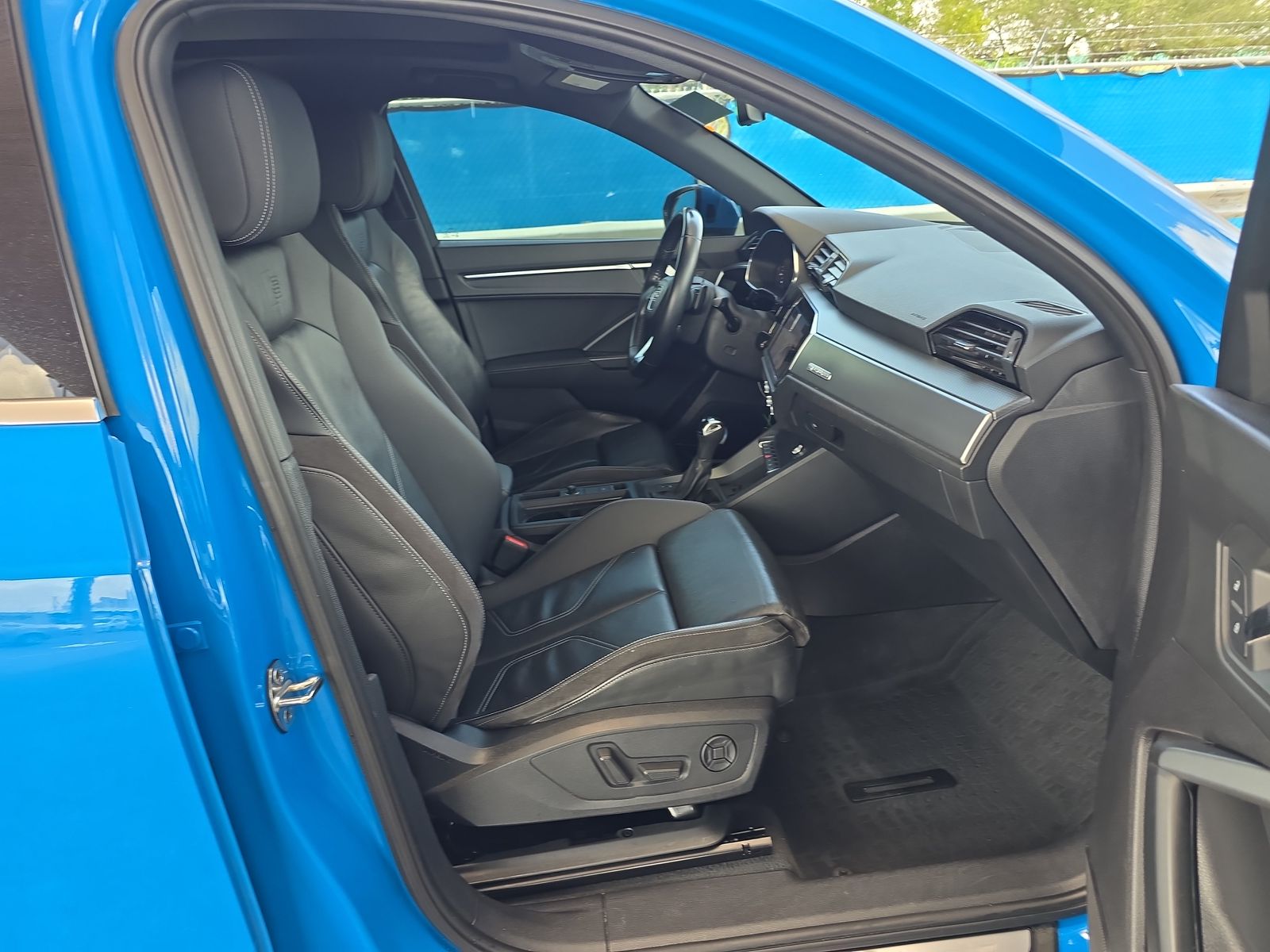 2020 Audi Q3 2.0T S line Prestige AWD