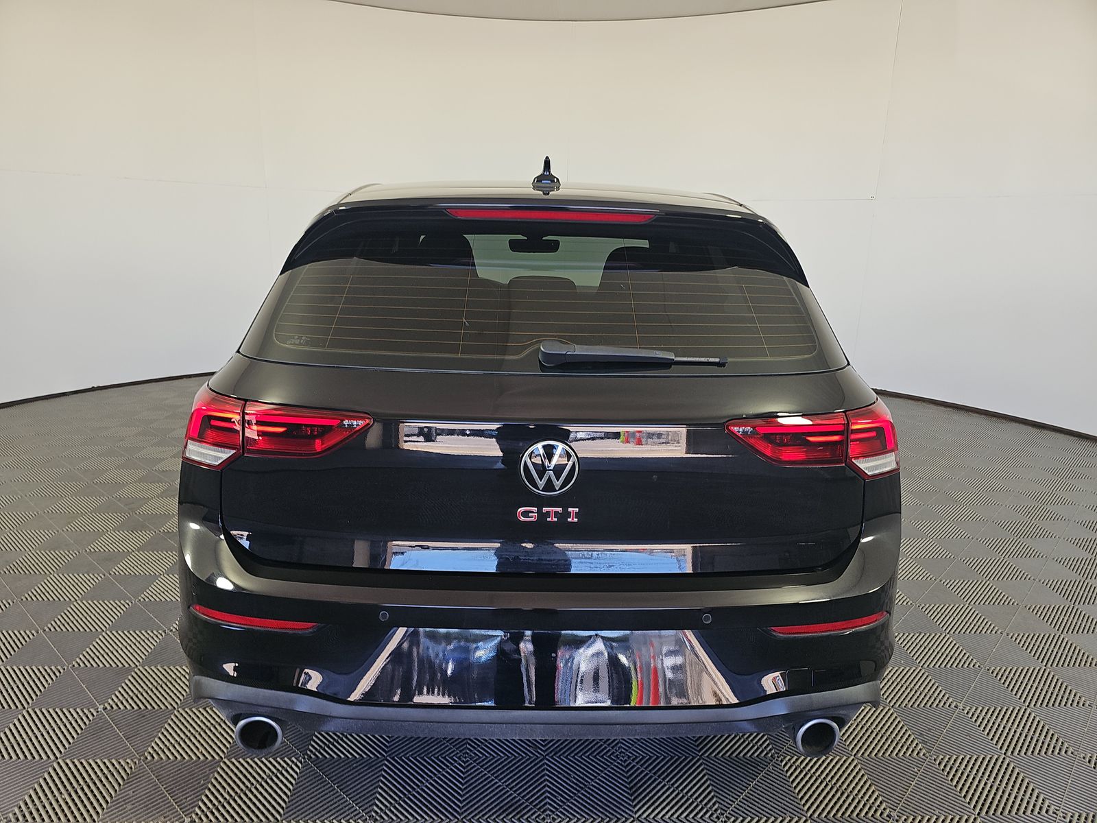 2023 Volkswagen Golf GTI 2.0T S FWD