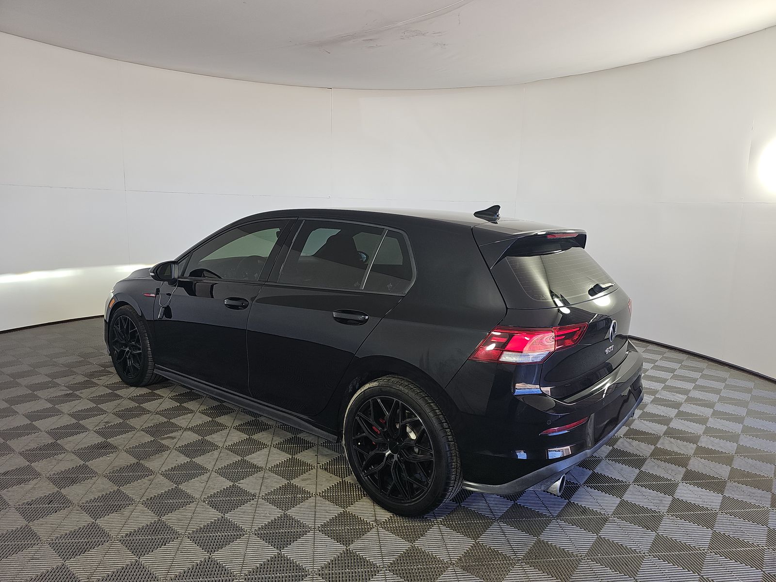 2023 Volkswagen Golf GTI 2.0T S FWD