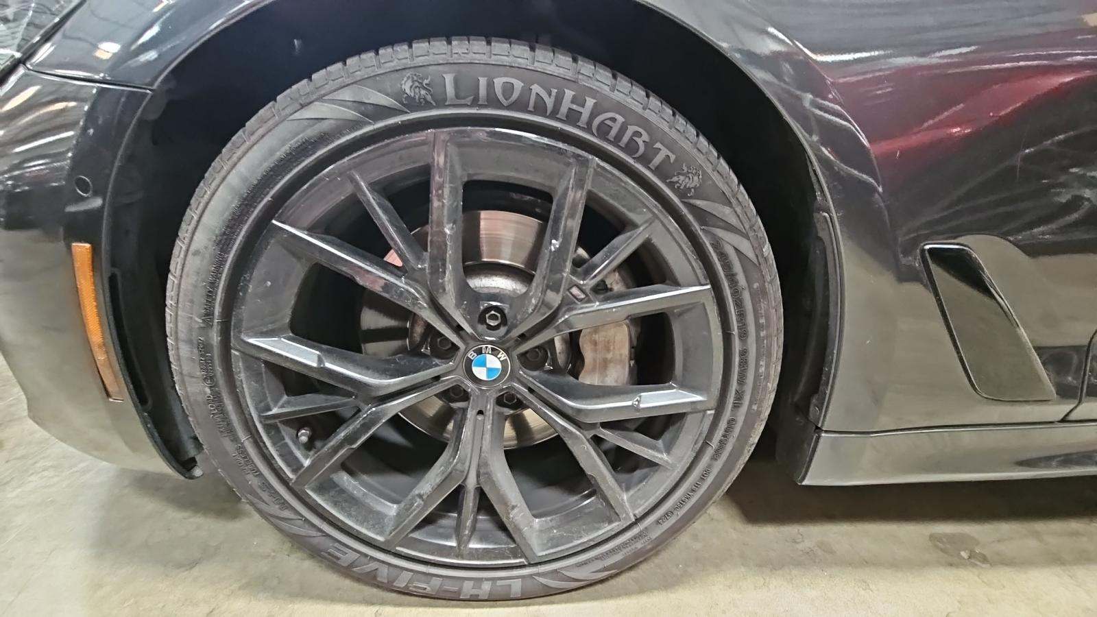 2022 BMW 5 Series 530i RWD