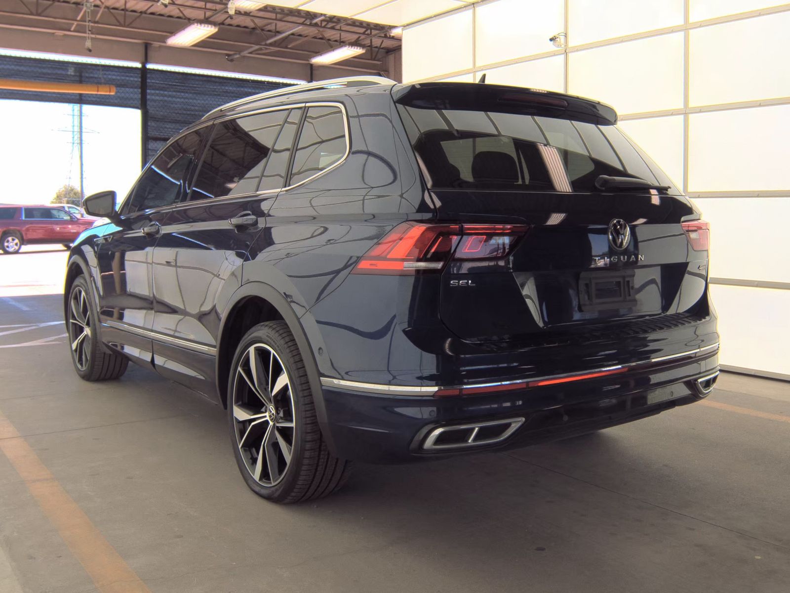 2024 Volkswagen Tiguan 2.0T SEL R-Line AWD