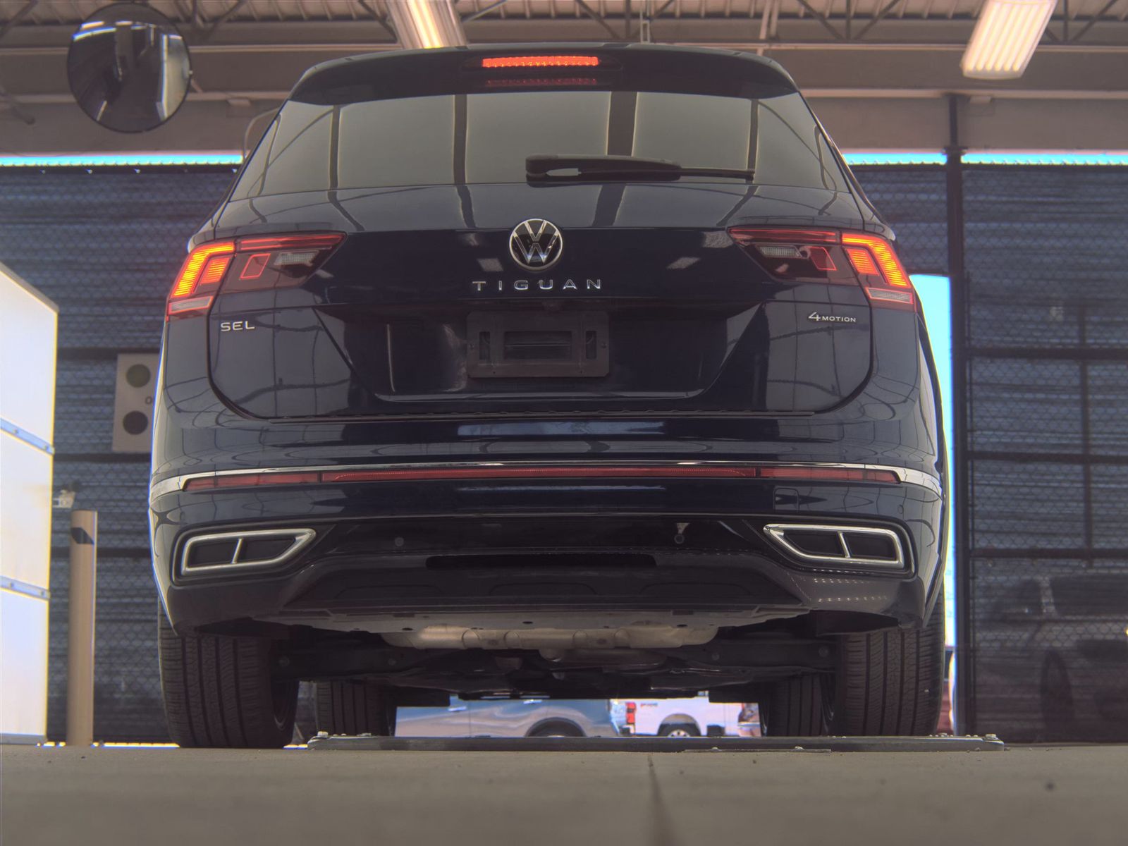 2024 Volkswagen Tiguan 2.0T SEL R-Line AWD