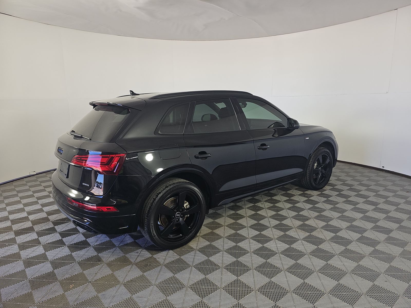 2022 Audi Q5 S line Premium Plus AWD
