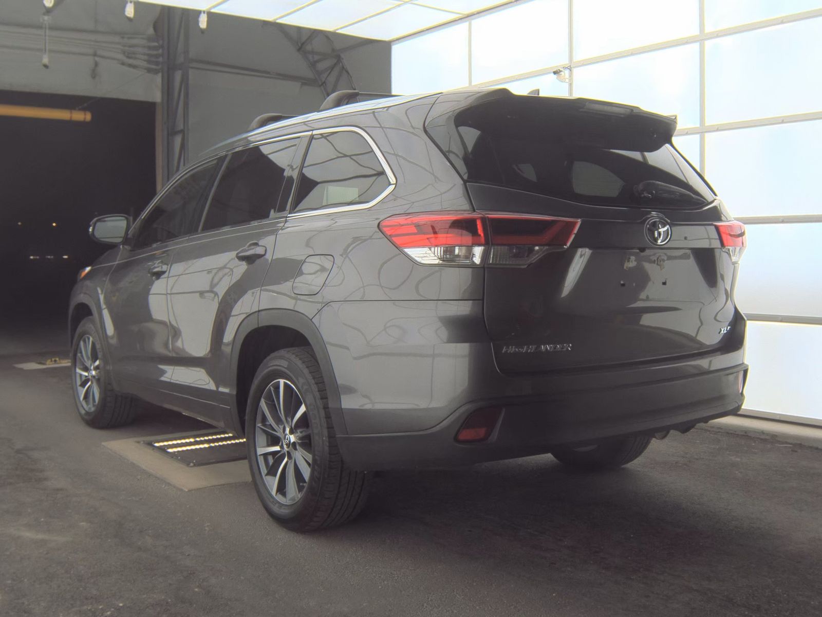 2018 Toyota Highlander XLE FWD