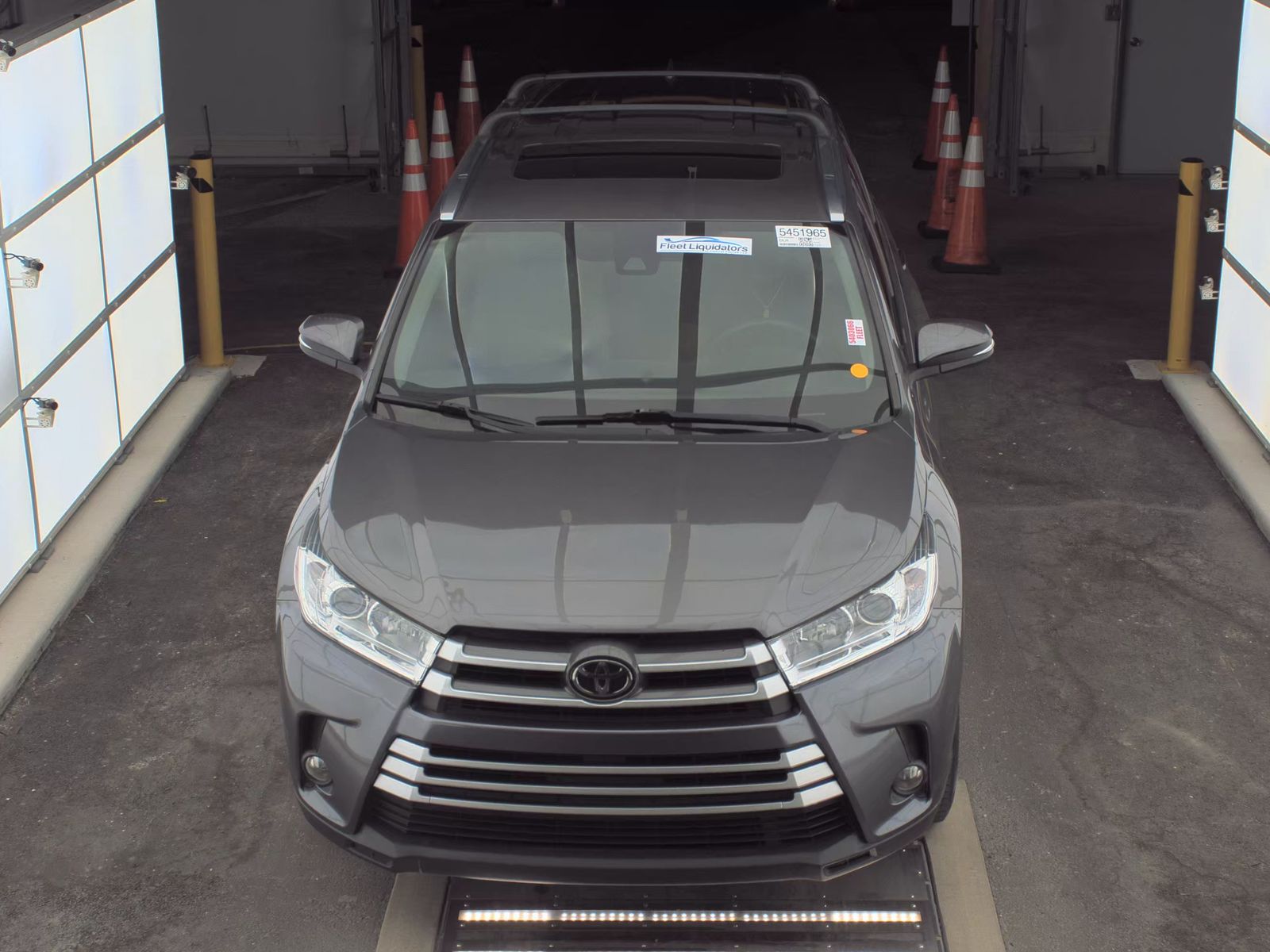 2018 Toyota Highlander XLE FWD