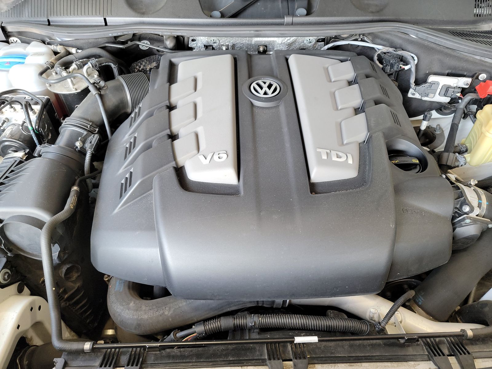 2016 Volkswagen Touareg 3.0L TDI Executive AWD