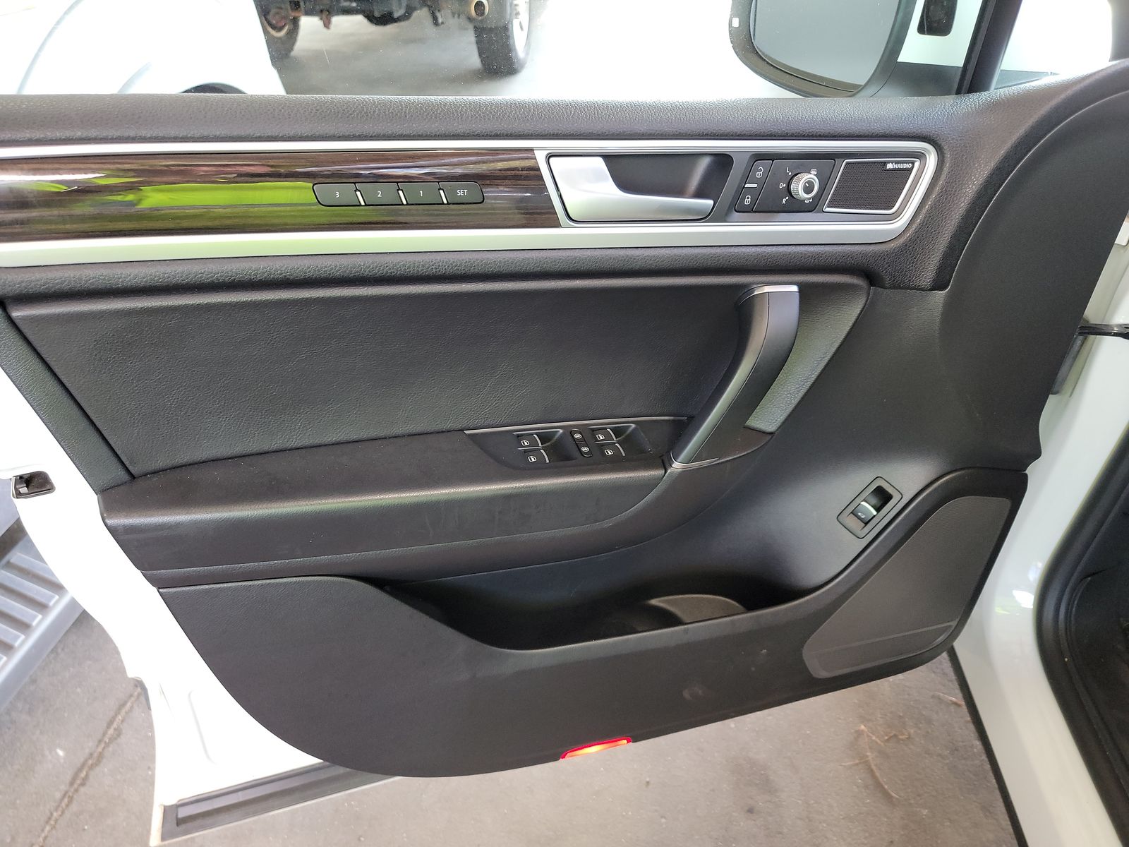 2016 Volkswagen Touareg 3.0L TDI Executive AWD