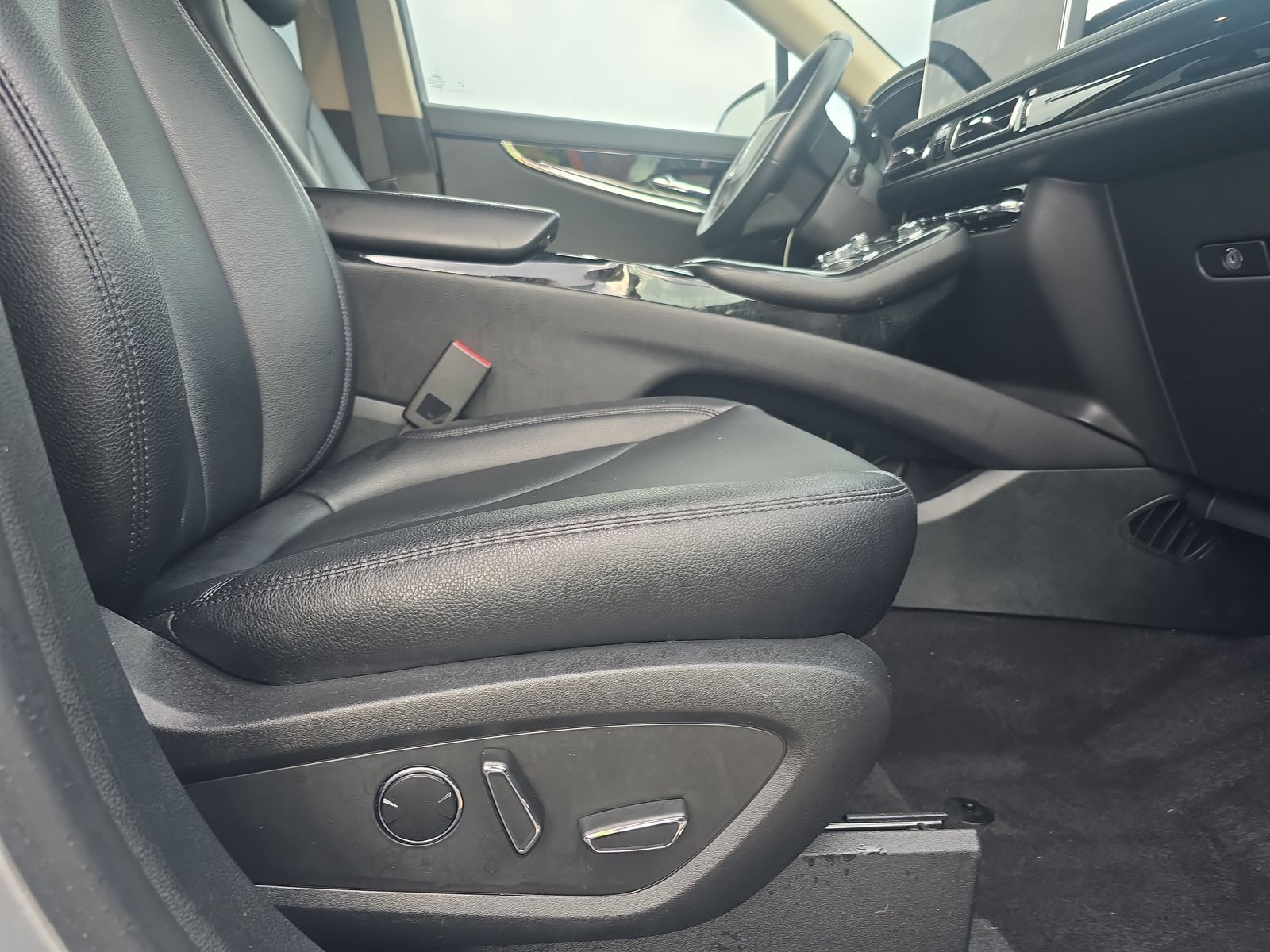 2023 Lincoln Nautilus Standard AWD