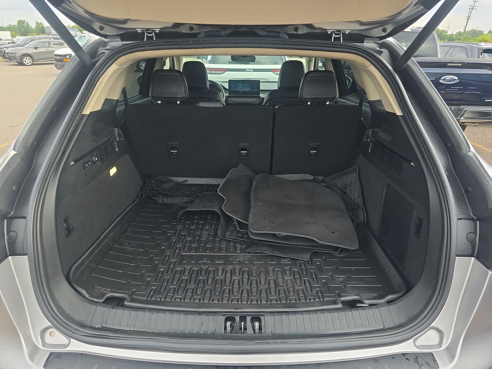 2023 Lincoln Nautilus Standard AWD