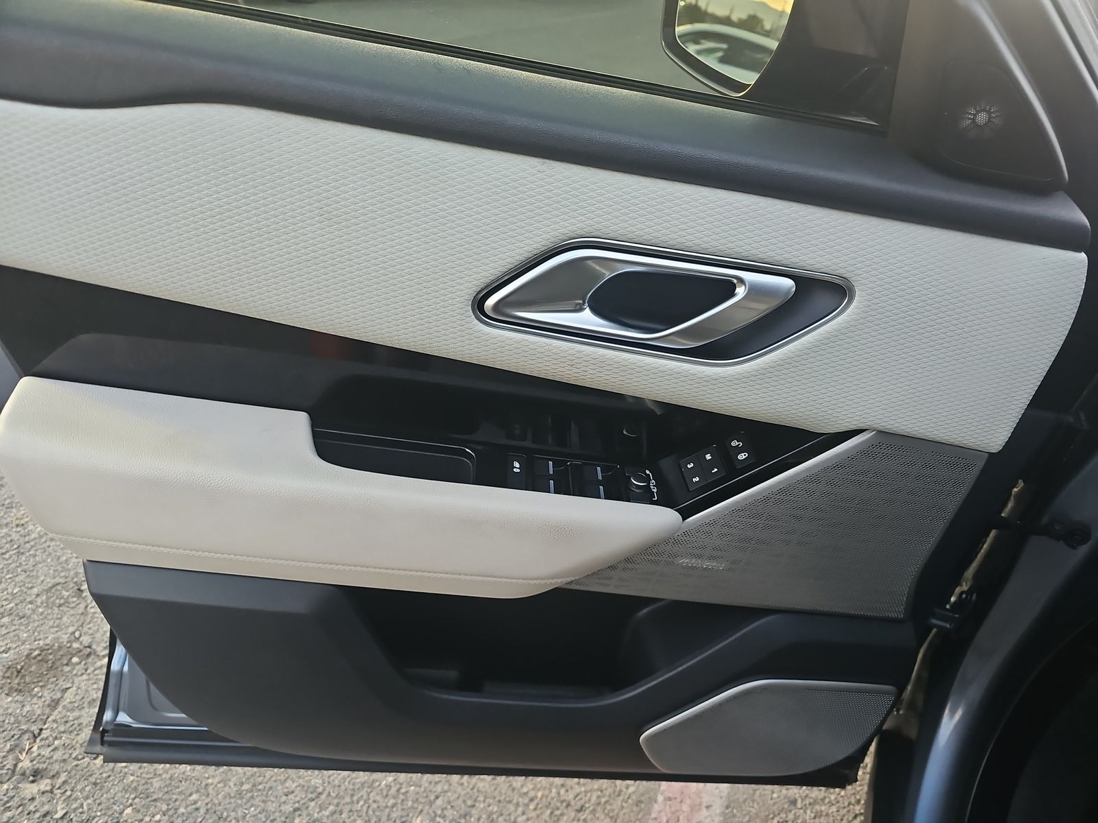 2019 Land Rover Range Rover Velar R-Dynamic SE AWD
