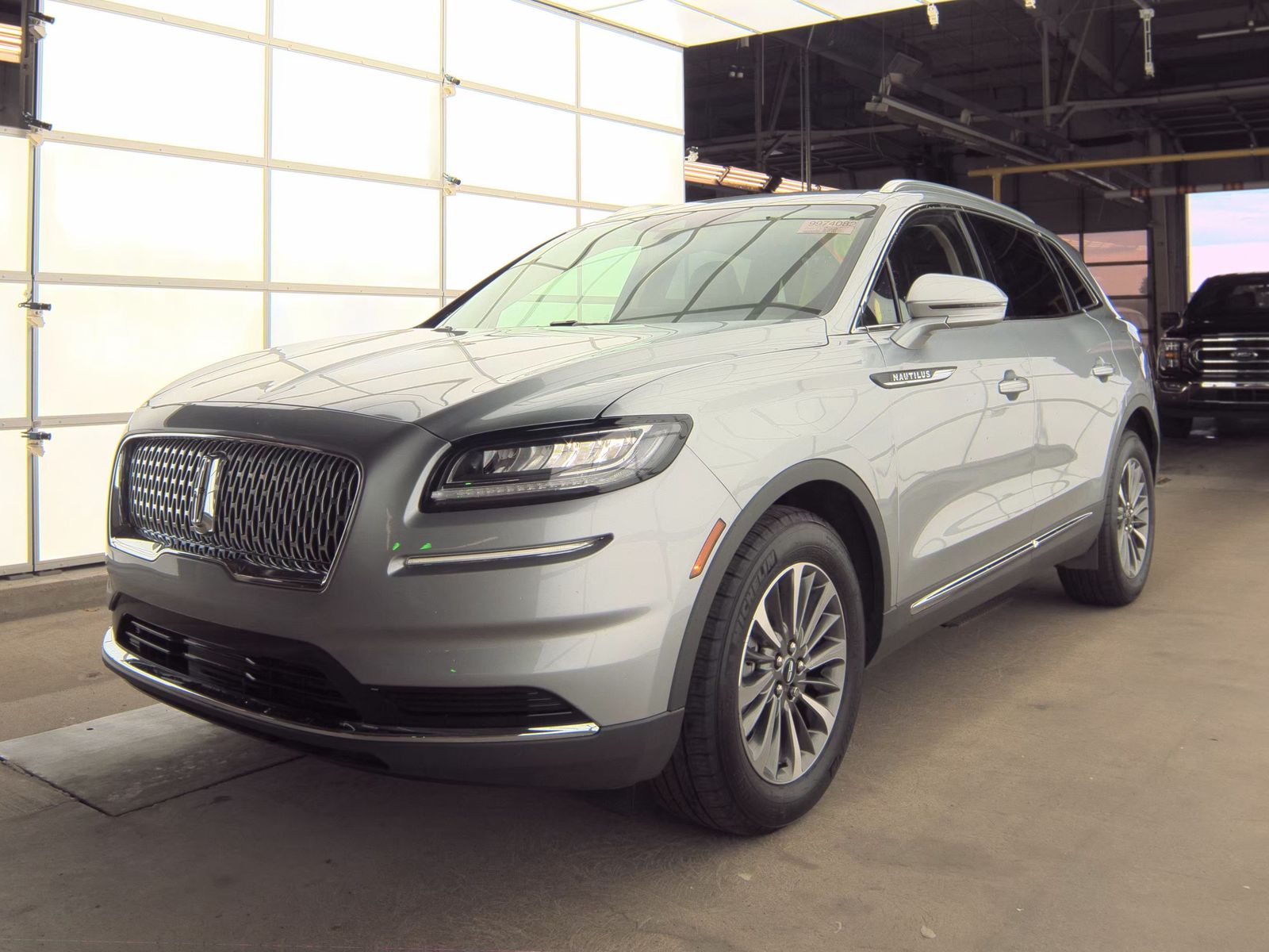 2023 Lincoln Nautilus Standard AWD