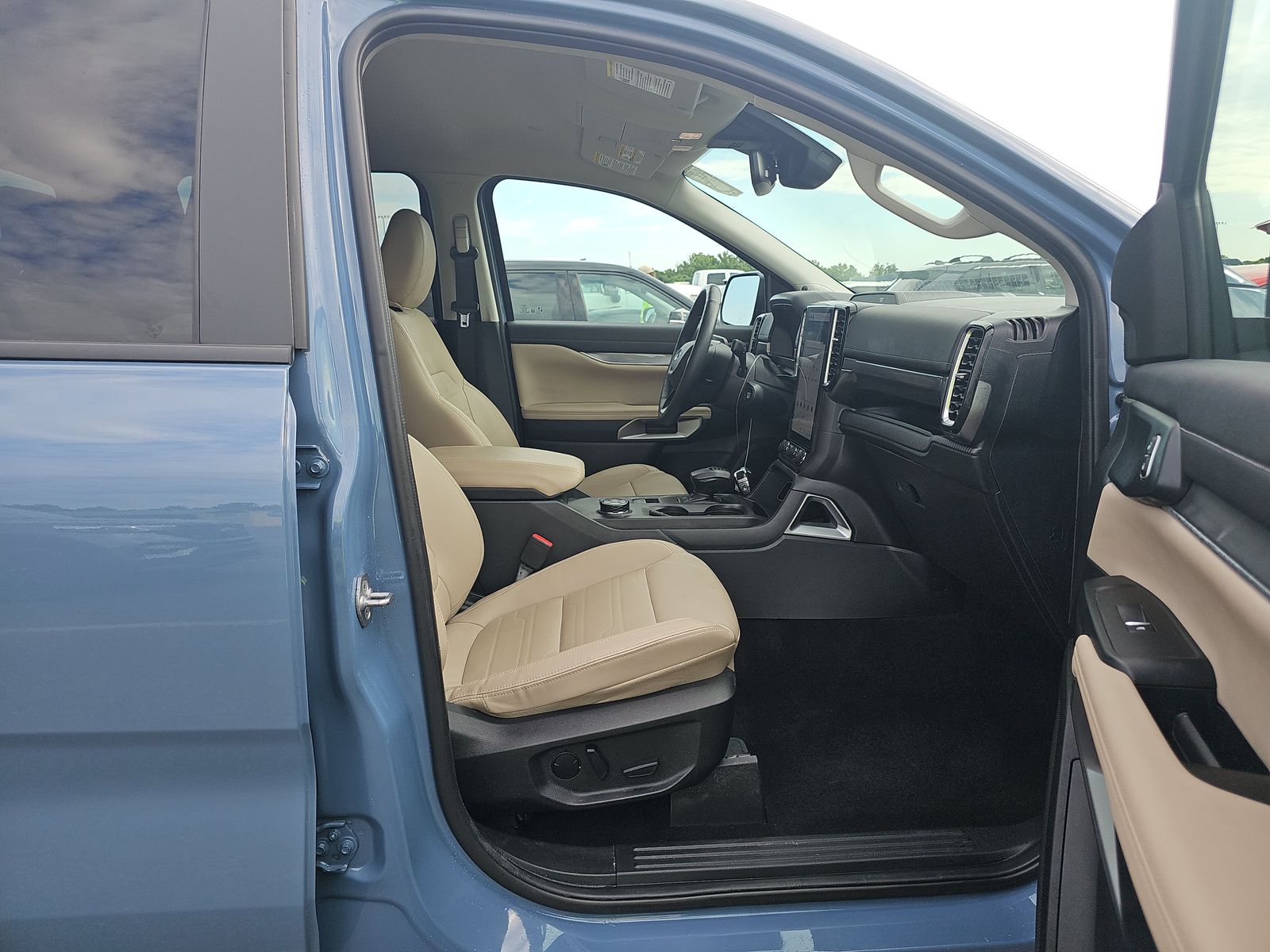 2024 Ford Ranger LARIAT AWD