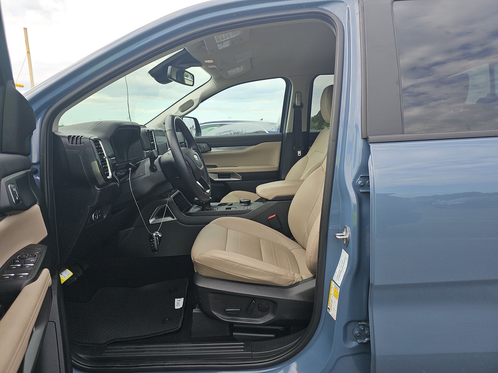 2024 Ford Ranger LARIAT AWD