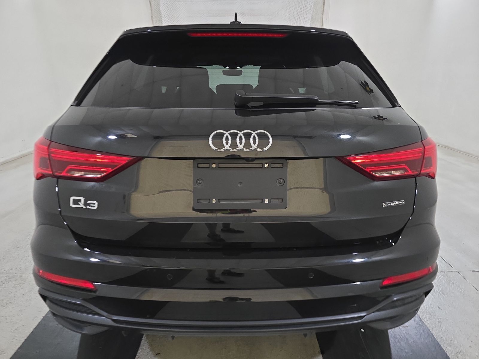 2022 Audi Q3 2.0T S line Premium AWD