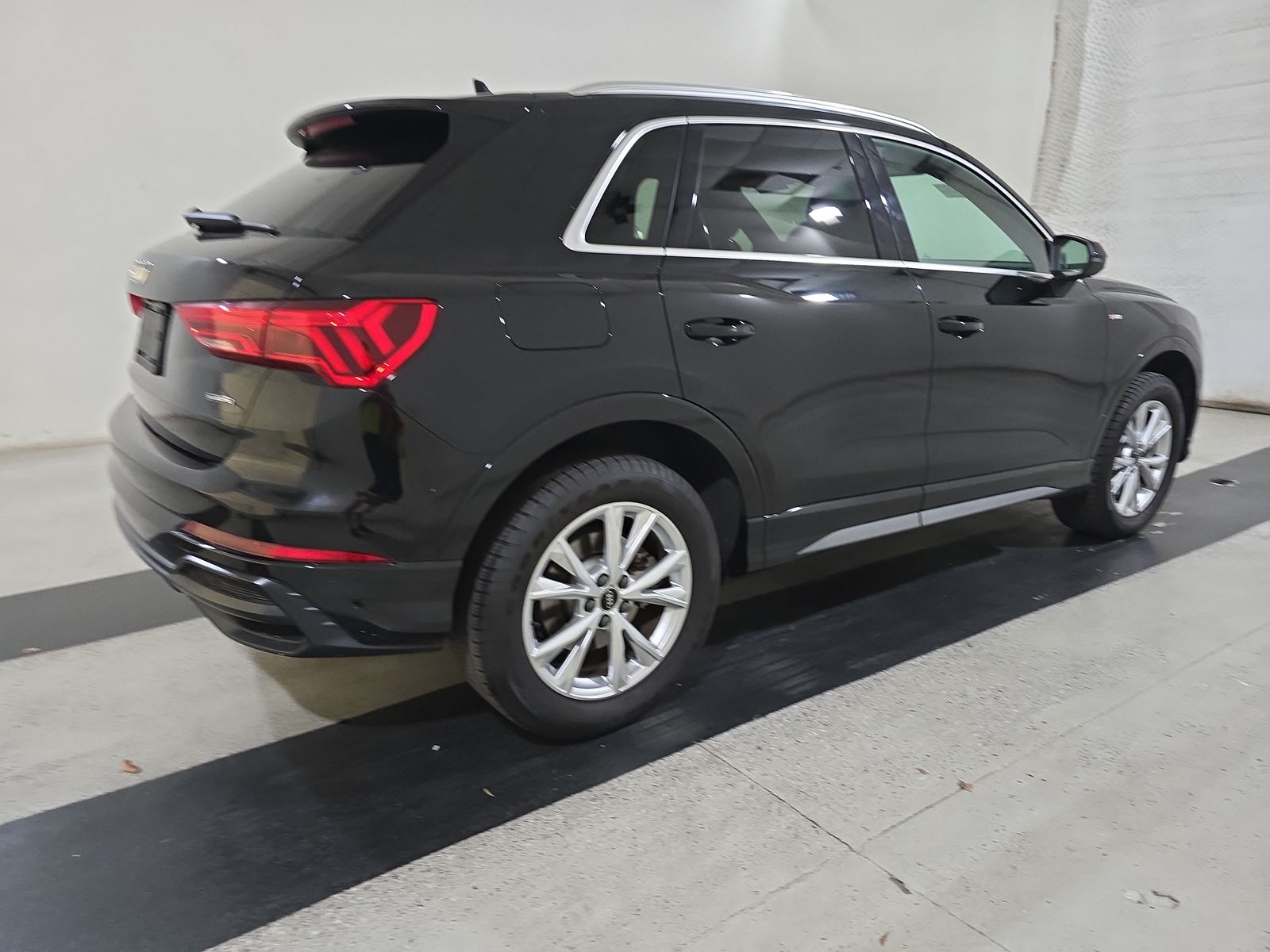 2022 Audi Q3 2.0T S line Premium AWD